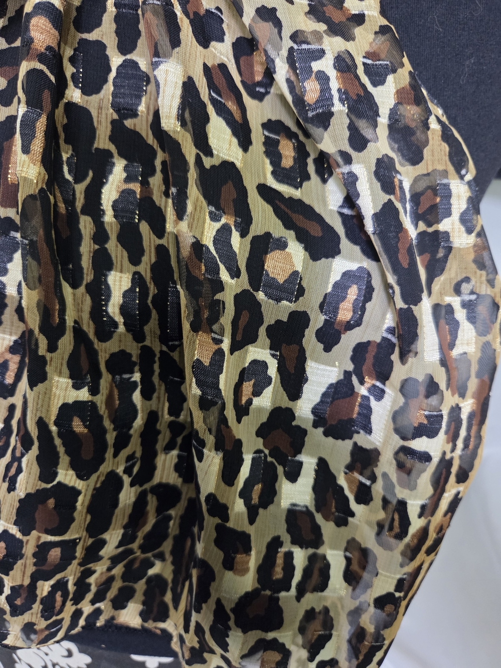 S123. Leopard Print Women's Scarf - Picture 2 of 6